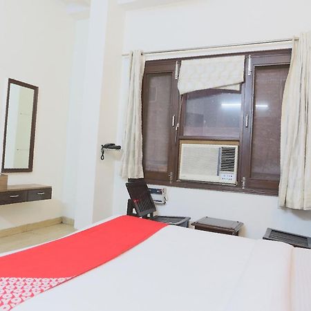 OYO 65630 Hotel New Raj Kamal Aurangabad  Buitenkant foto
