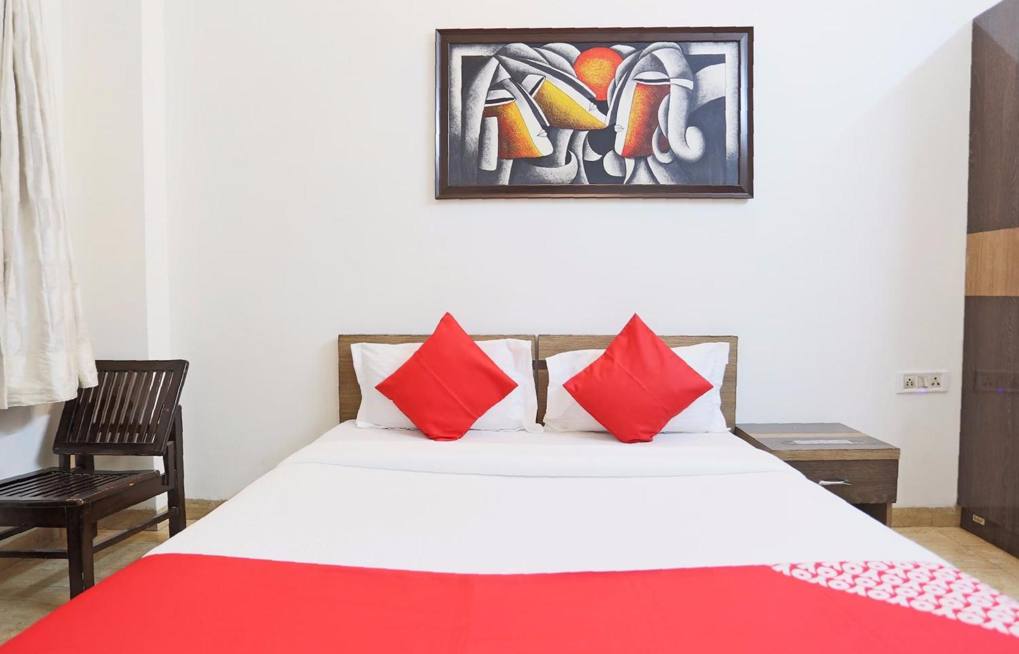 OYO 65630 Hotel New Raj Kamal Aurangabad  Buitenkant foto