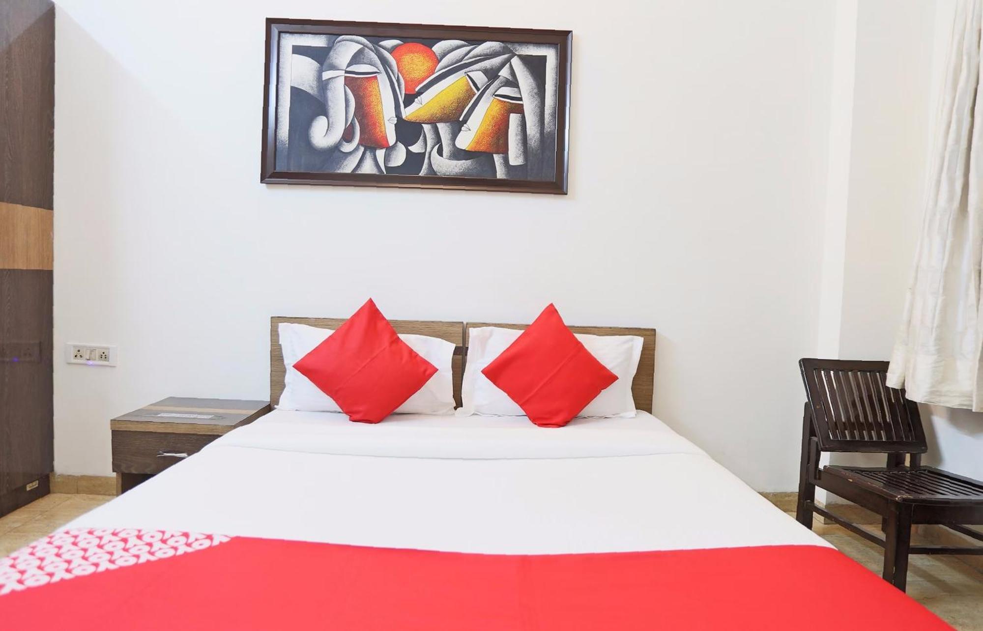 OYO 65630 Hotel New Raj Kamal Aurangabad  Buitenkant foto