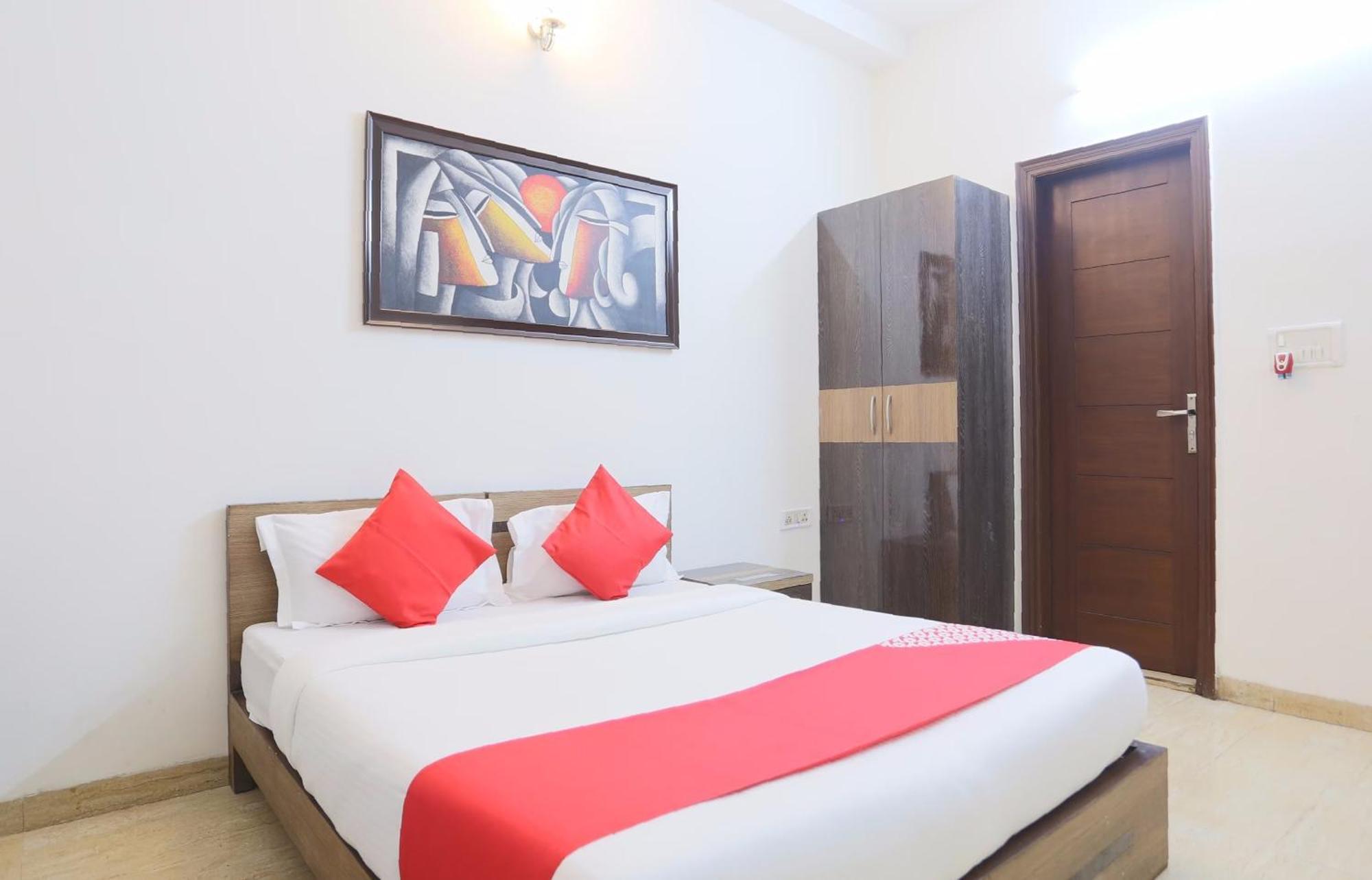 OYO 65630 Hotel New Raj Kamal Aurangabad  Buitenkant foto